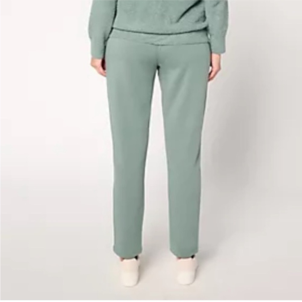 Barefoot Dreams Sage Straight Leg Pants - Picture 2 of 8